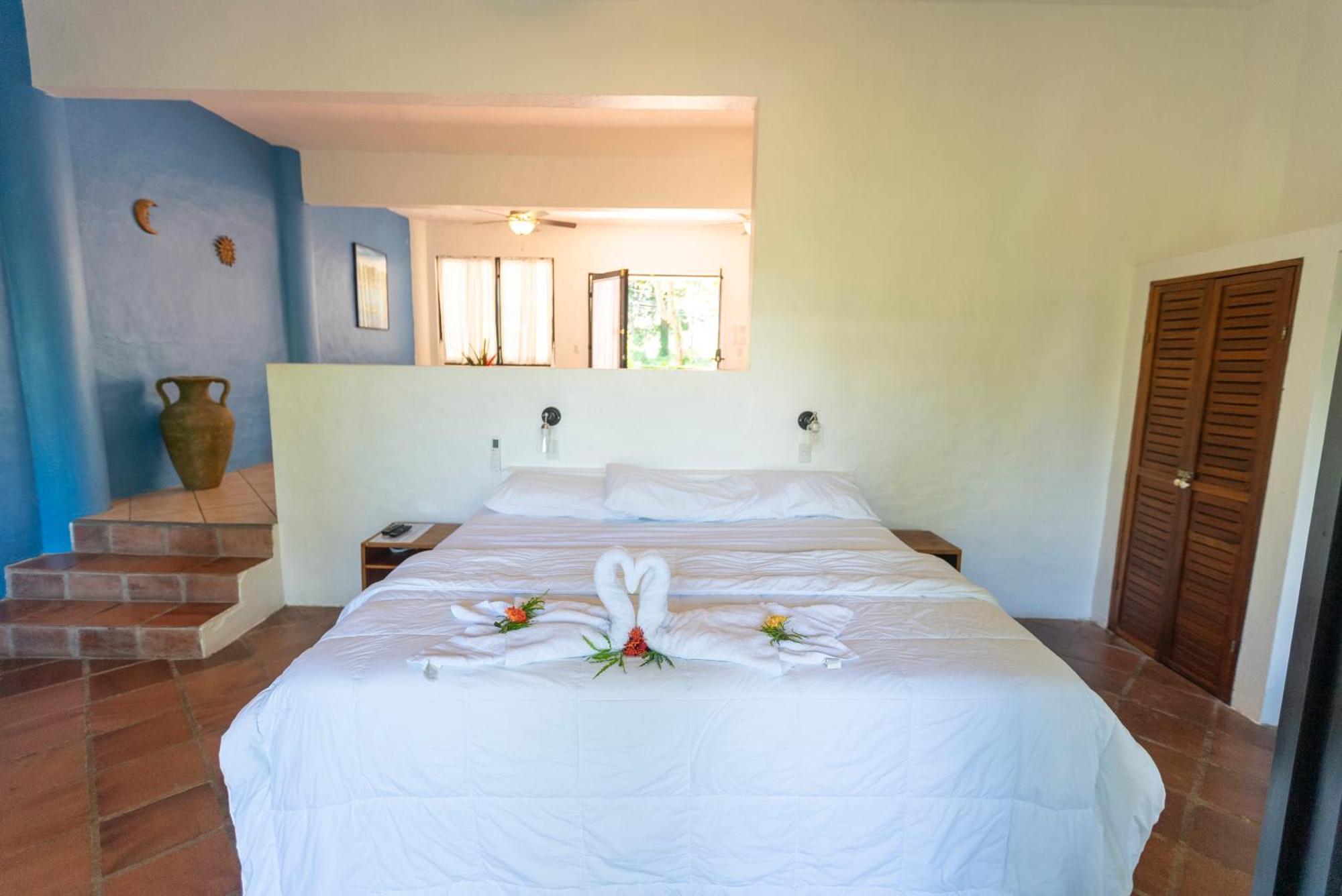 Condiminium Villas Mymosa Manuel Antonio Exteriör bild